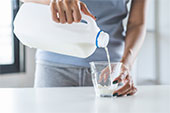 Light-induced off-flavors in milk Light-induced off-flavoring in milk