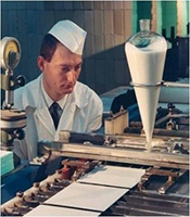 History of Thin-Layer Chromatography History of Thin-Layer Chromatography - Pre-Coated Plates