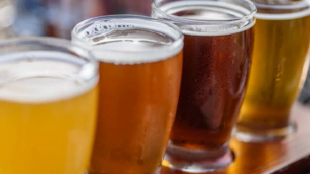 <p>轻松掌握啤酒分析:啤酒厂化学与微生物监测指南</p> Beer Analysis