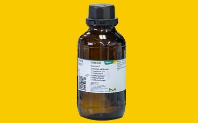 Dimethyl sulfoxide glass bottle